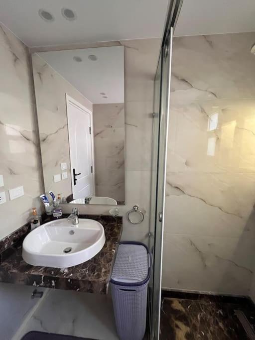 Apartamento Charming In Heliopolis Cairo