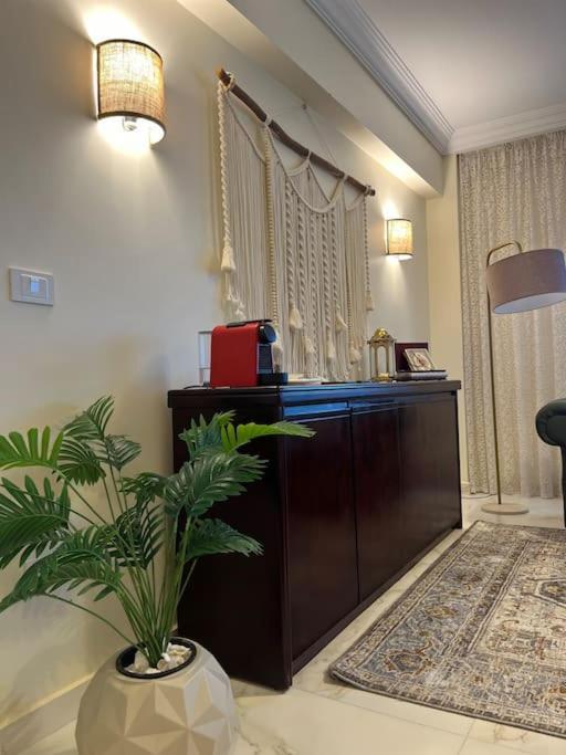 Charming In Heliopolis